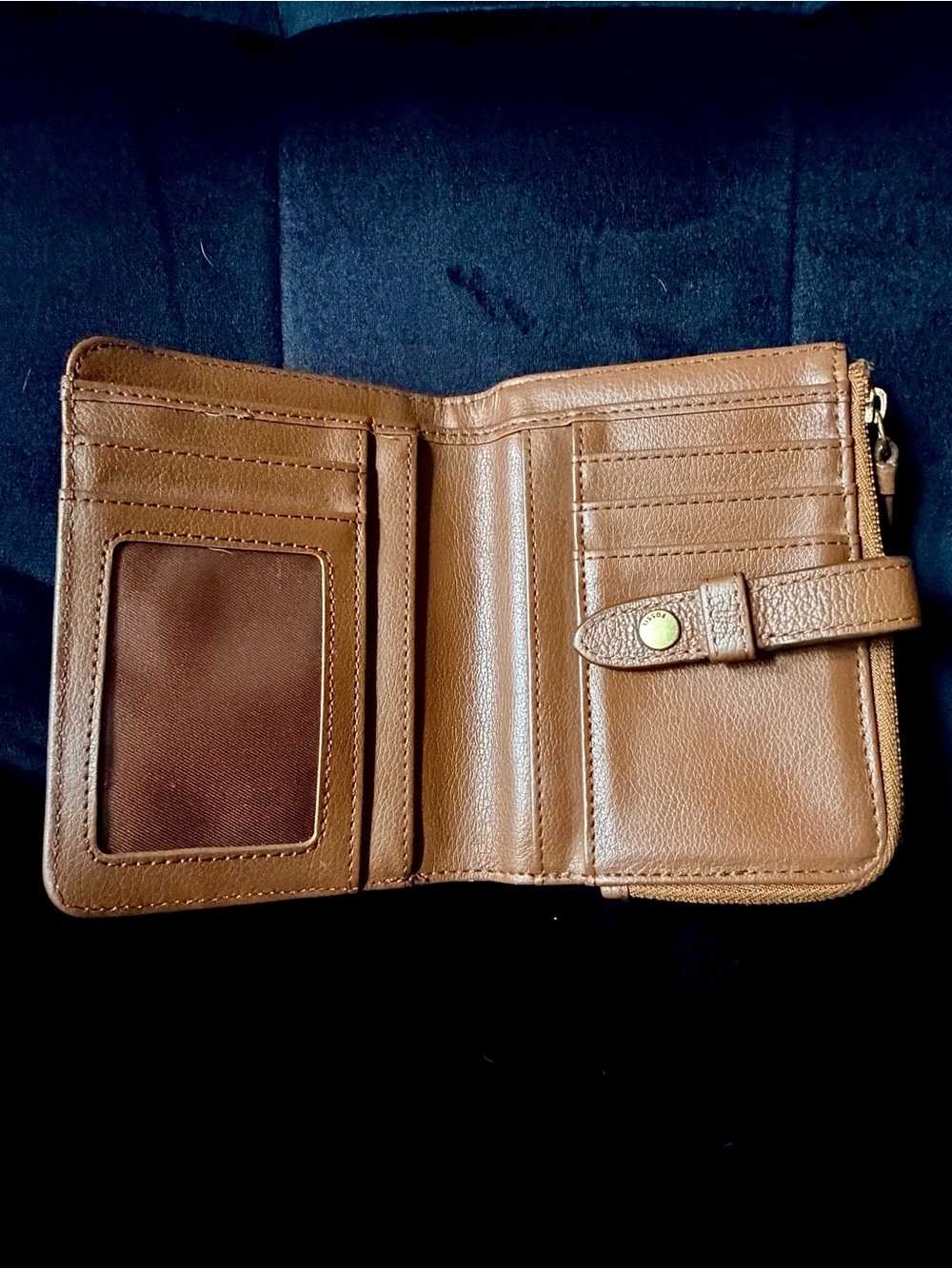 Fossil Fiona Snap Tab Bifold Wallet - Picture 3 of 3
